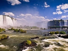 Explicado o alto nmero de voos internacionais em Foz do Iguau