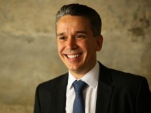 Audincia discute privatizao de aeroportos em Recife e em Macei