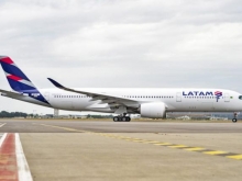 Pneu de avio estoura