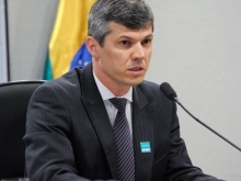 Comisso ouve ministro dos transportes sobre privatizao de aeroportos