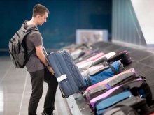 Cliente despachar bagagem sozinho