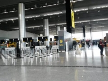 Polcia Civil de So Paulo prendeu 2 homens acusados de furtarem estepes na garagem do aeroporto de