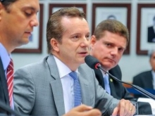 Cmara instala subcomisso para discutir cobrana de mala despachada