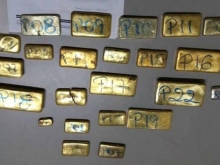 Cai barras de ouro de avio no interior do Amazonas