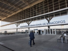 Pendurados em Viracopos querem que citadas na Lava Jato deixem aeroporto