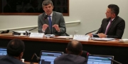 Comisso ouve ministro dos transportes sobre privatizao de aeroportos
